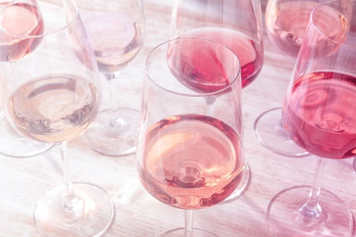 ロゼワインは白・赤とどう違う？製造方法や美味しい飲み方、おすすめ10